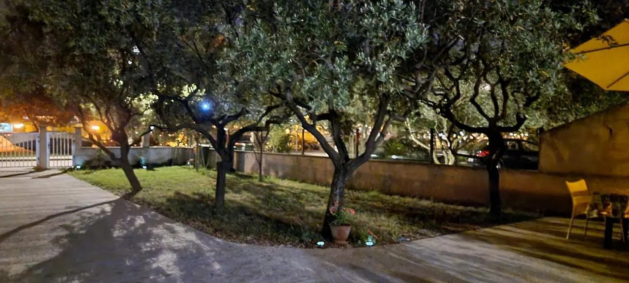 Apartments Las Cabezas Zadar 0*,  Croatia